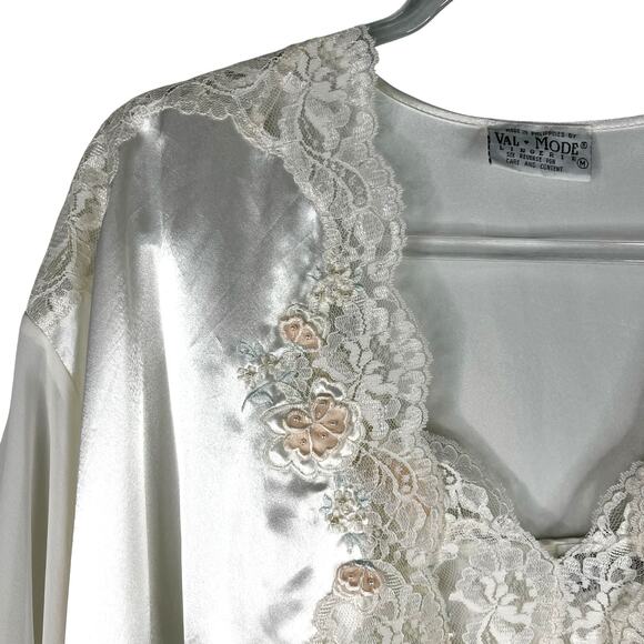Val Mode Vintage Two Piece Lingerie Wedding M/L Nightgown Robe Lace New - Picture 7 of 16